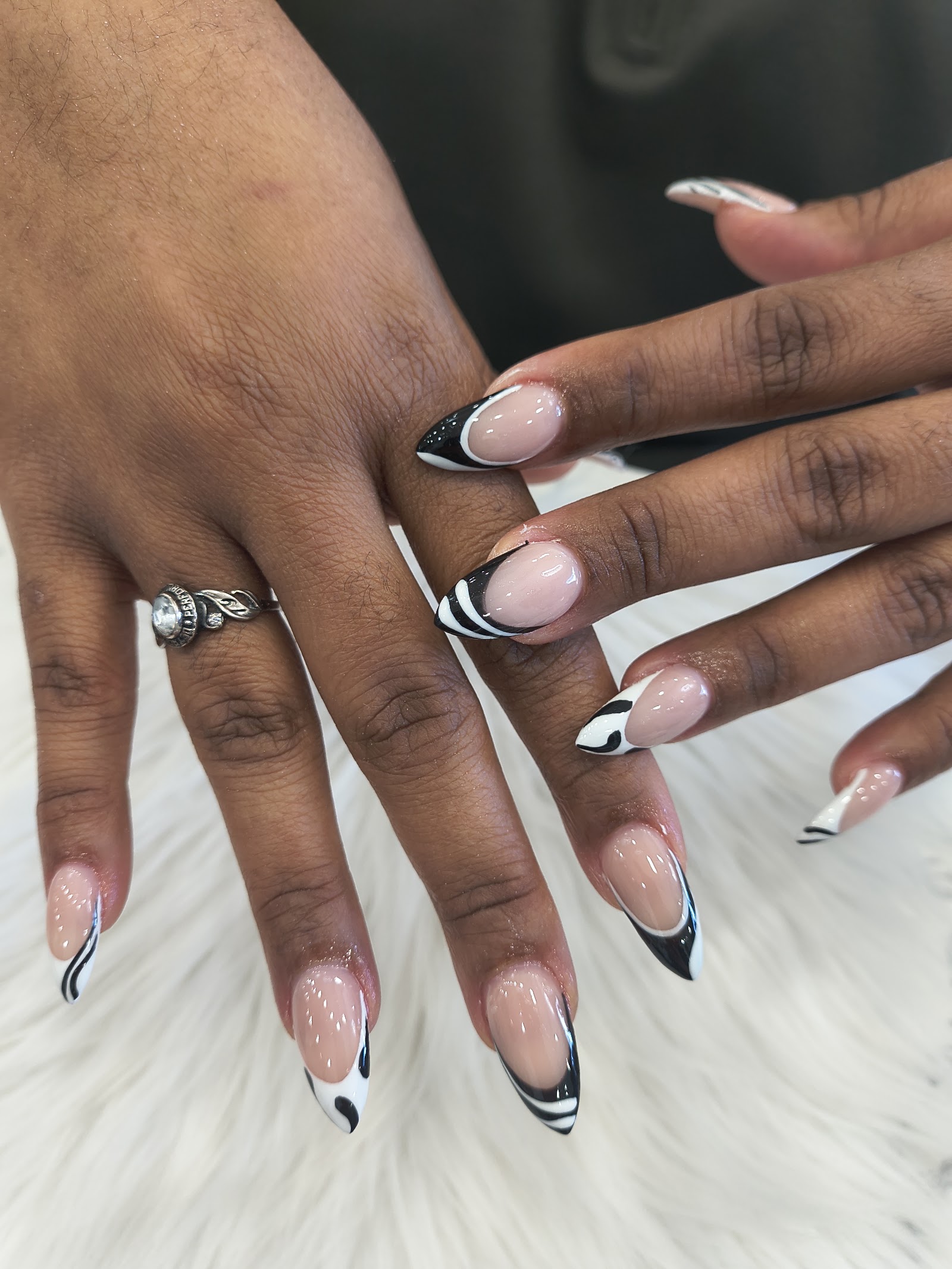 Model Nails nail photo 4